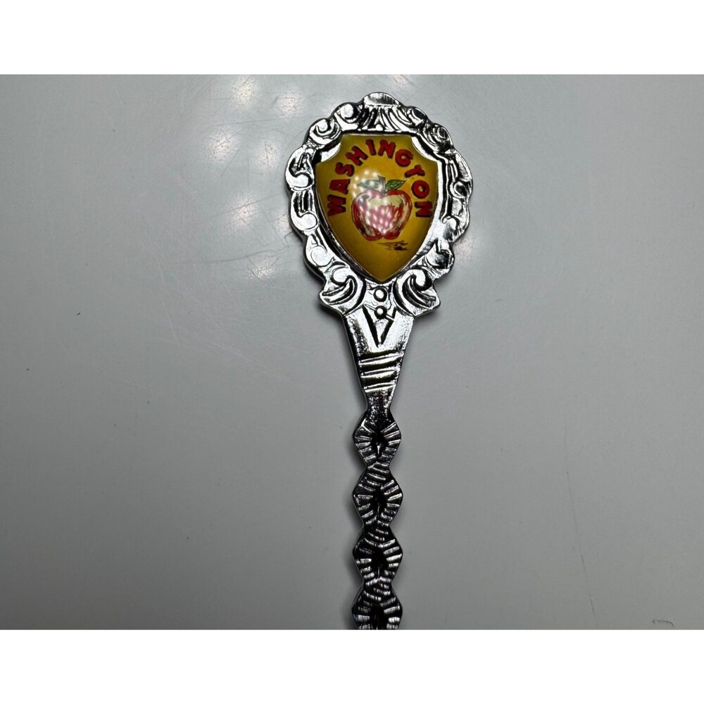 VTG Washington State Souvenir Spoon Silverplate Red Apple Shield Travel HTF RARE
